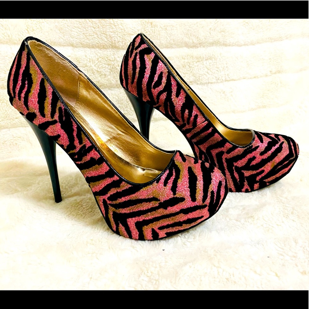 Pink high heel pumps